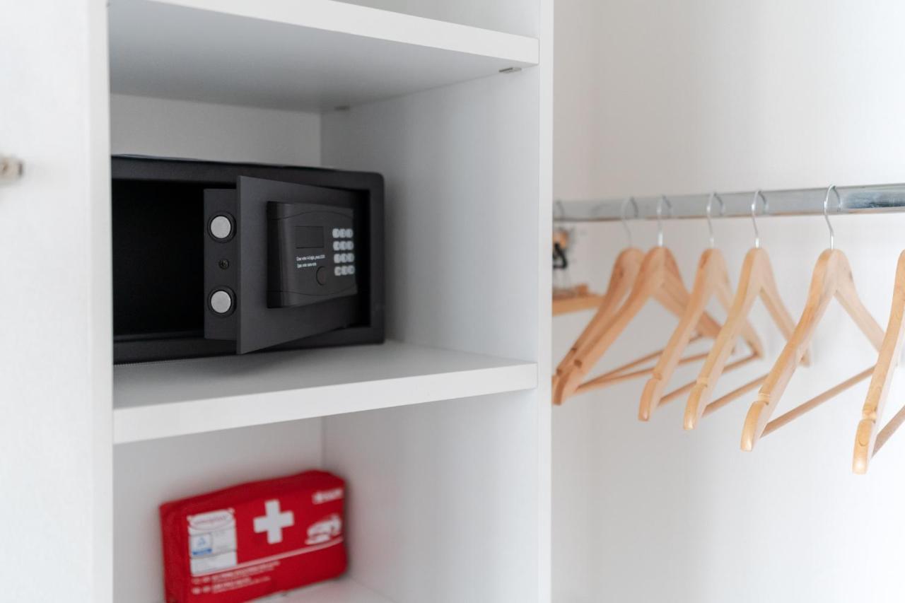 Louxory Accomodation Cagliari Apartment Luaran gambar